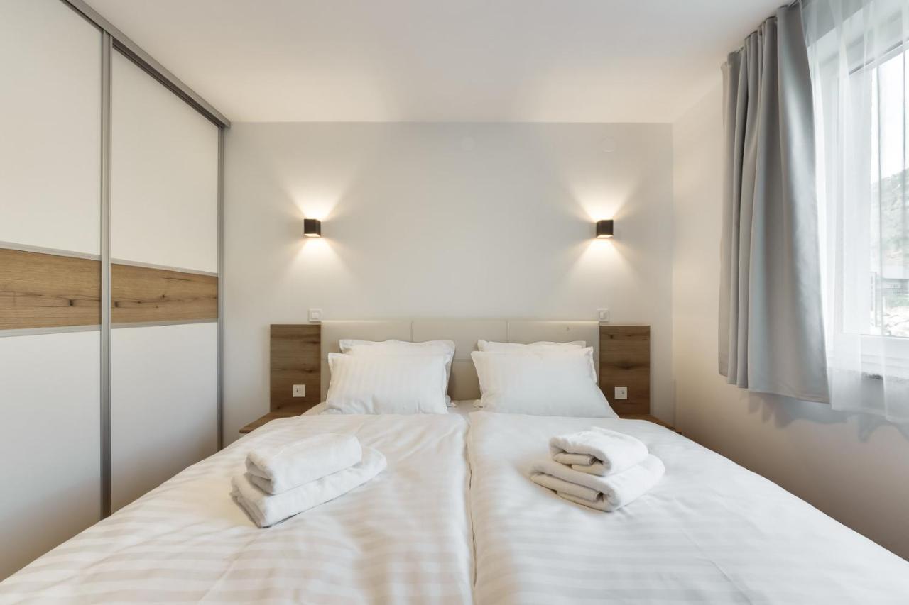 Chic Apartments With Balcony And Spa In Mojstrana Dış mekan fotoğraf