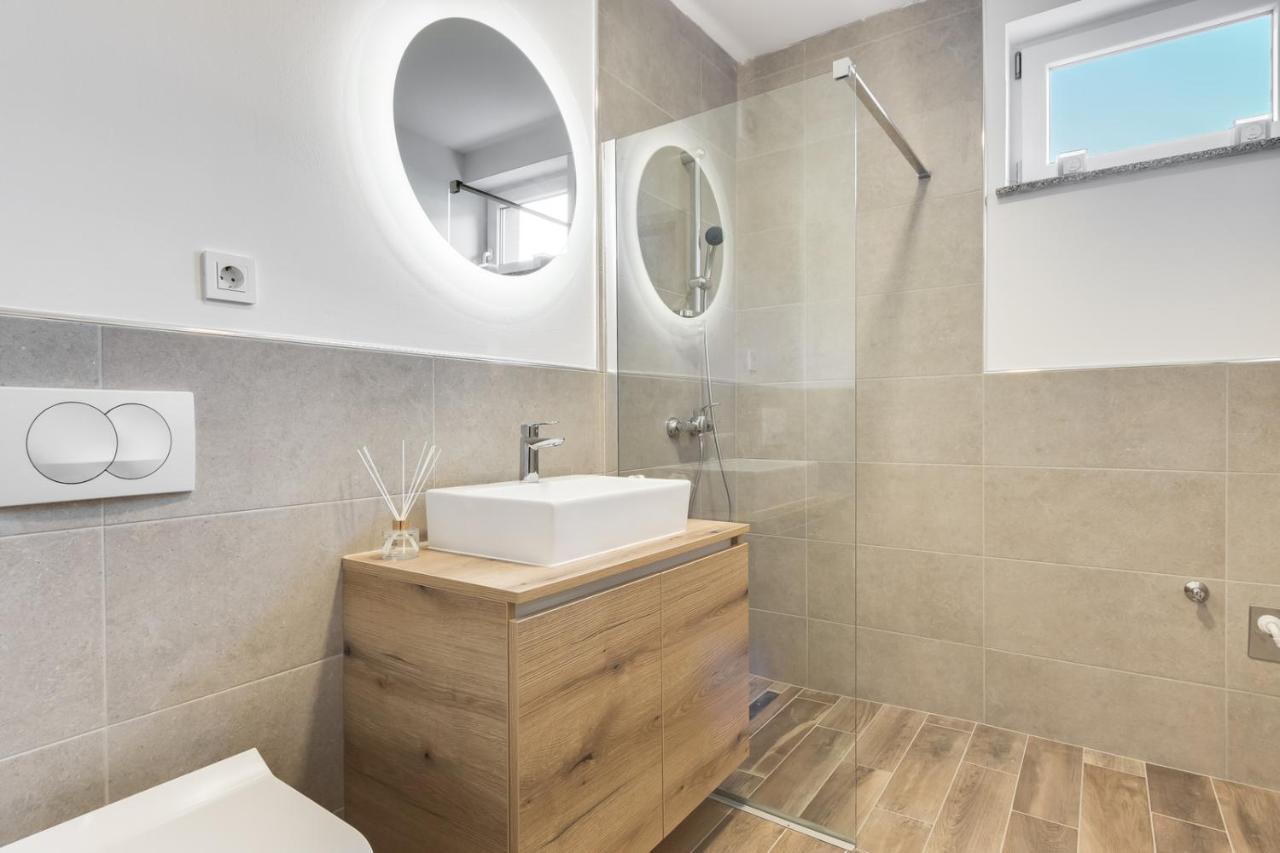 Chic Apartments With Balcony And Spa In Mojstrana Dış mekan fotoğraf