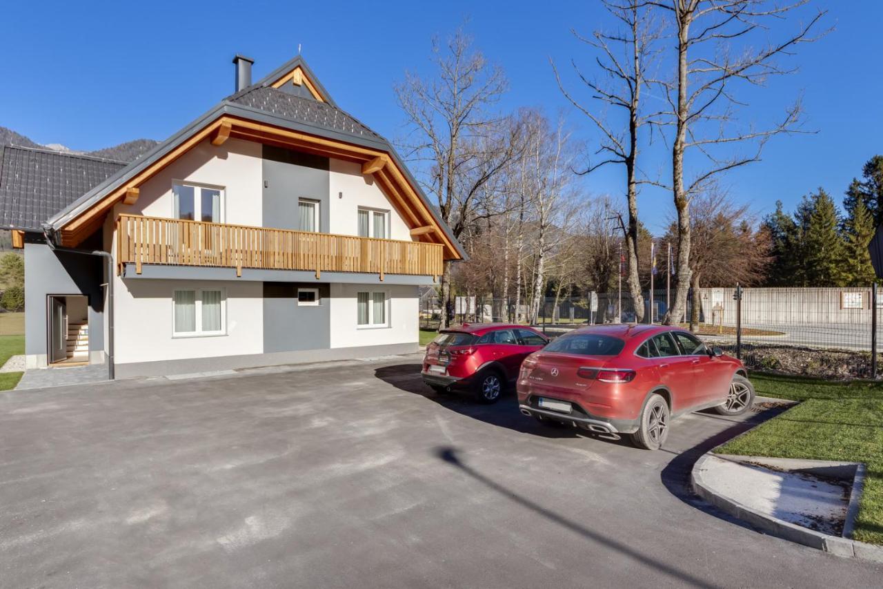 Chic Apartments With Balcony And Spa In Mojstrana Dış mekan fotoğraf