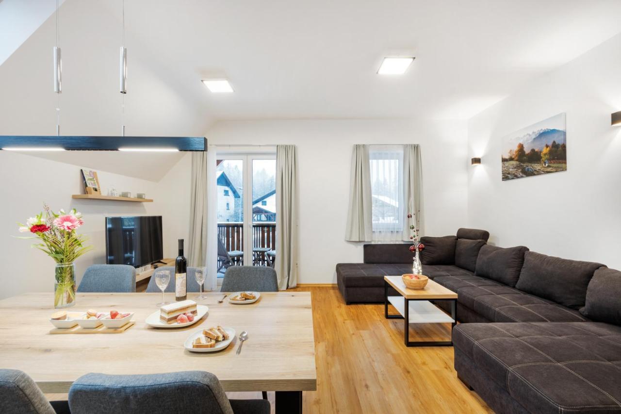 Chic Apartments With Balcony And Spa In Mojstrana Dış mekan fotoğraf