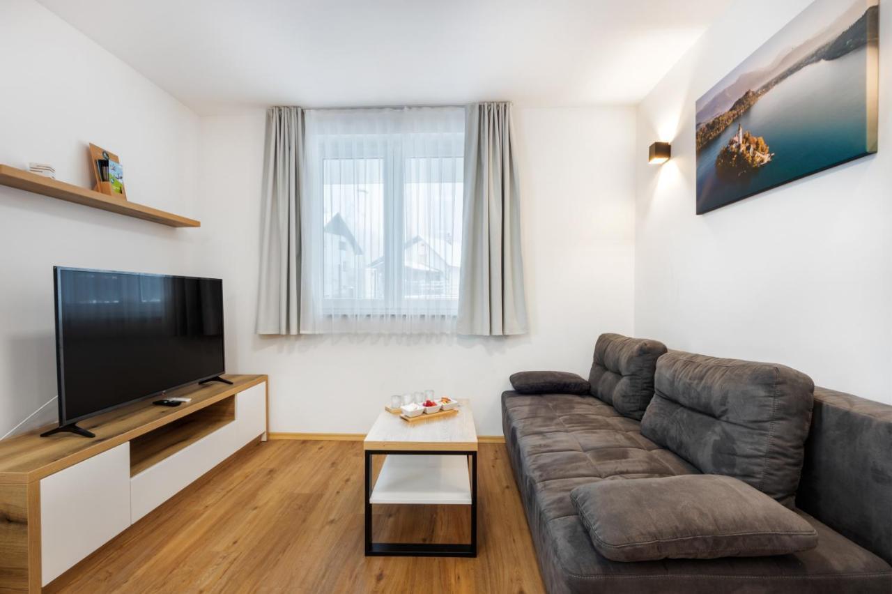 Chic Apartments With Balcony And Spa In Mojstrana Dış mekan fotoğraf
